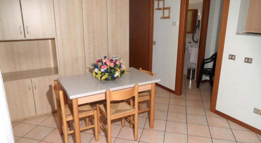 Casa Vacanze Touring Verbania Zimmer foto