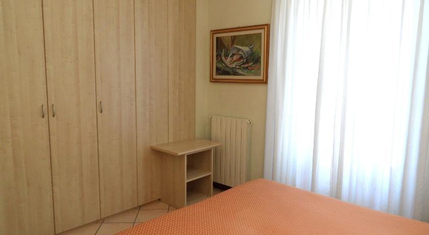 Ferienwohnung Casa Vacanze Touring Verbania Zimmer foto